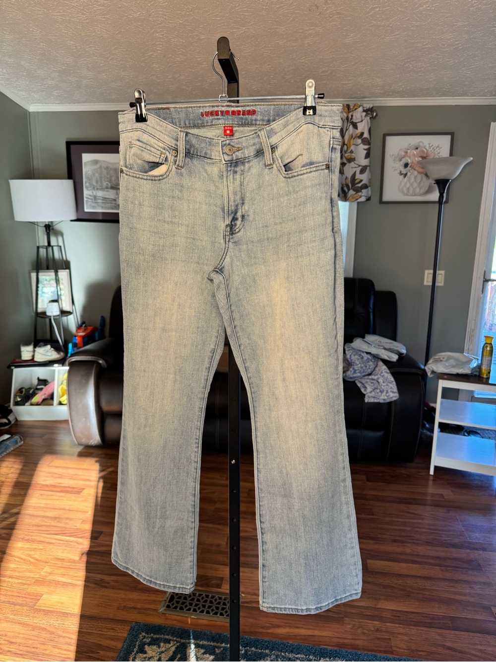 Lucky Light Wash Women’s Jeans - Classic Bootcut